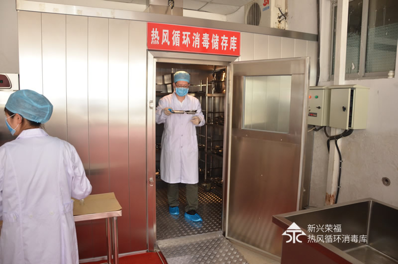 捍卫食品安全:米兰网页版官网入口热风消毒库引领餐饮消毒新风尚